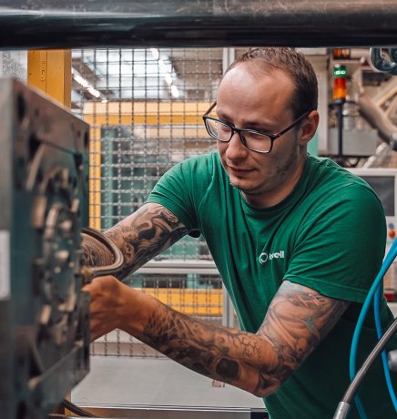 High-Volume Production 
of Injection-Molded Plastic Parts