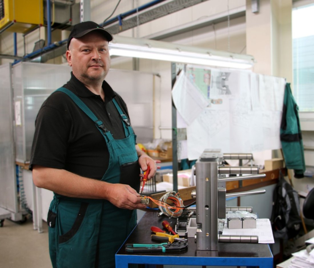 Stavební a provozní elektrikář (Ž/M)